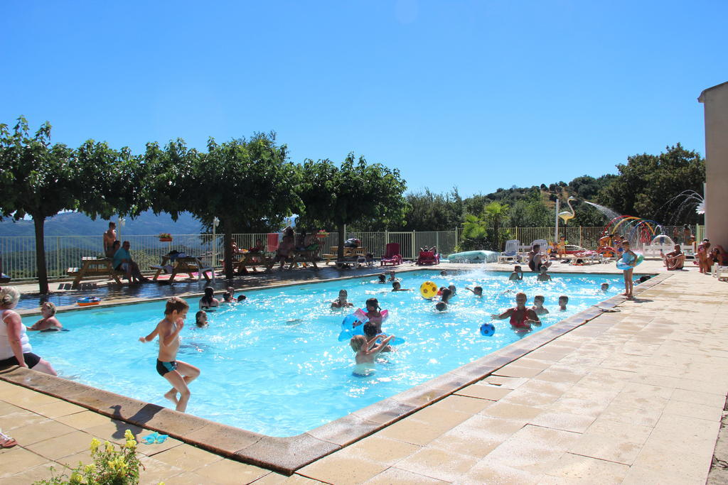 ホテル Domaine Plein Sud Bruzac エクステリア 写真